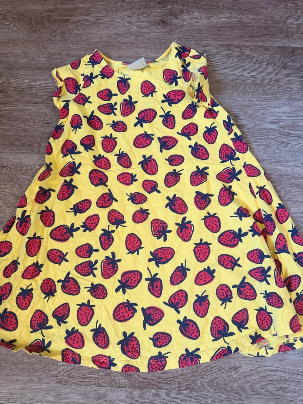 Hanna Andersson play all day Yellow Dress with Red Strawberry Print 0274 - Picture 4 of 5